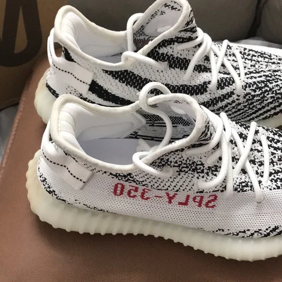 Yeezy boost 350 v2 - Picture 5 of 6